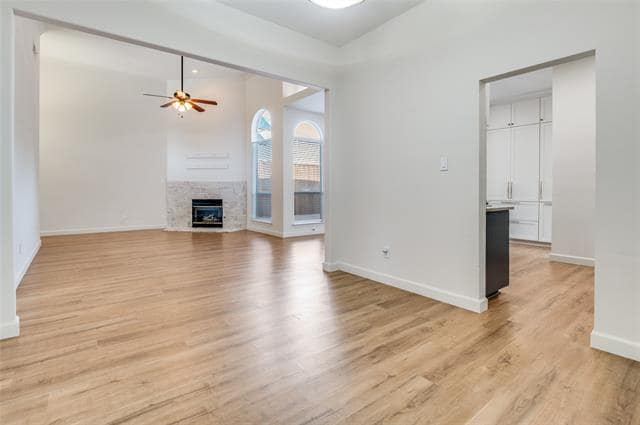 Building Photo - 3610 Granbury Dr