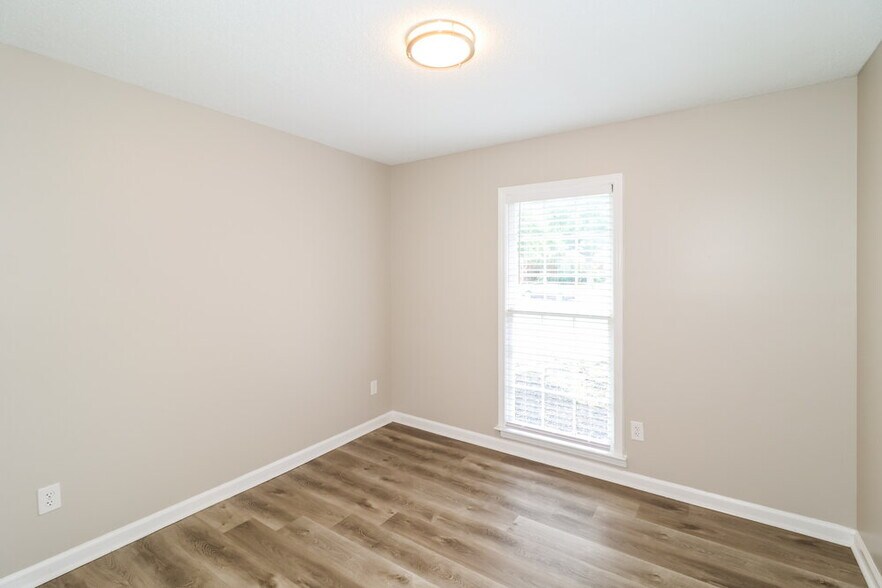 Building Photo - 4520 S Germantown Rd