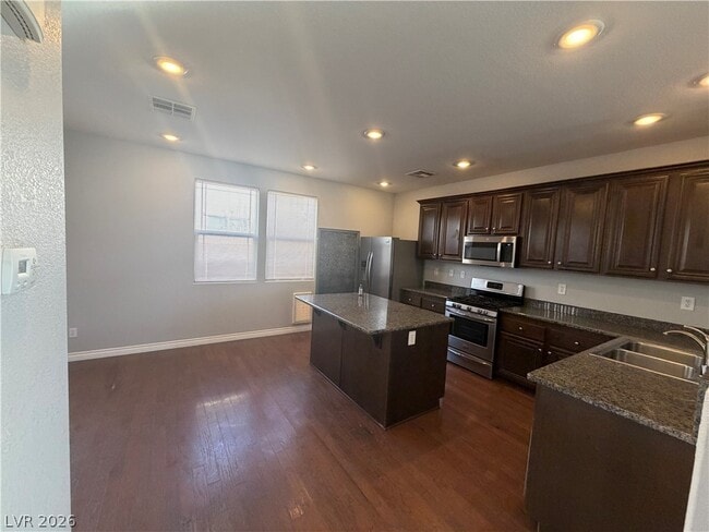 Building Photo - 10806 Old Ironsides Ave