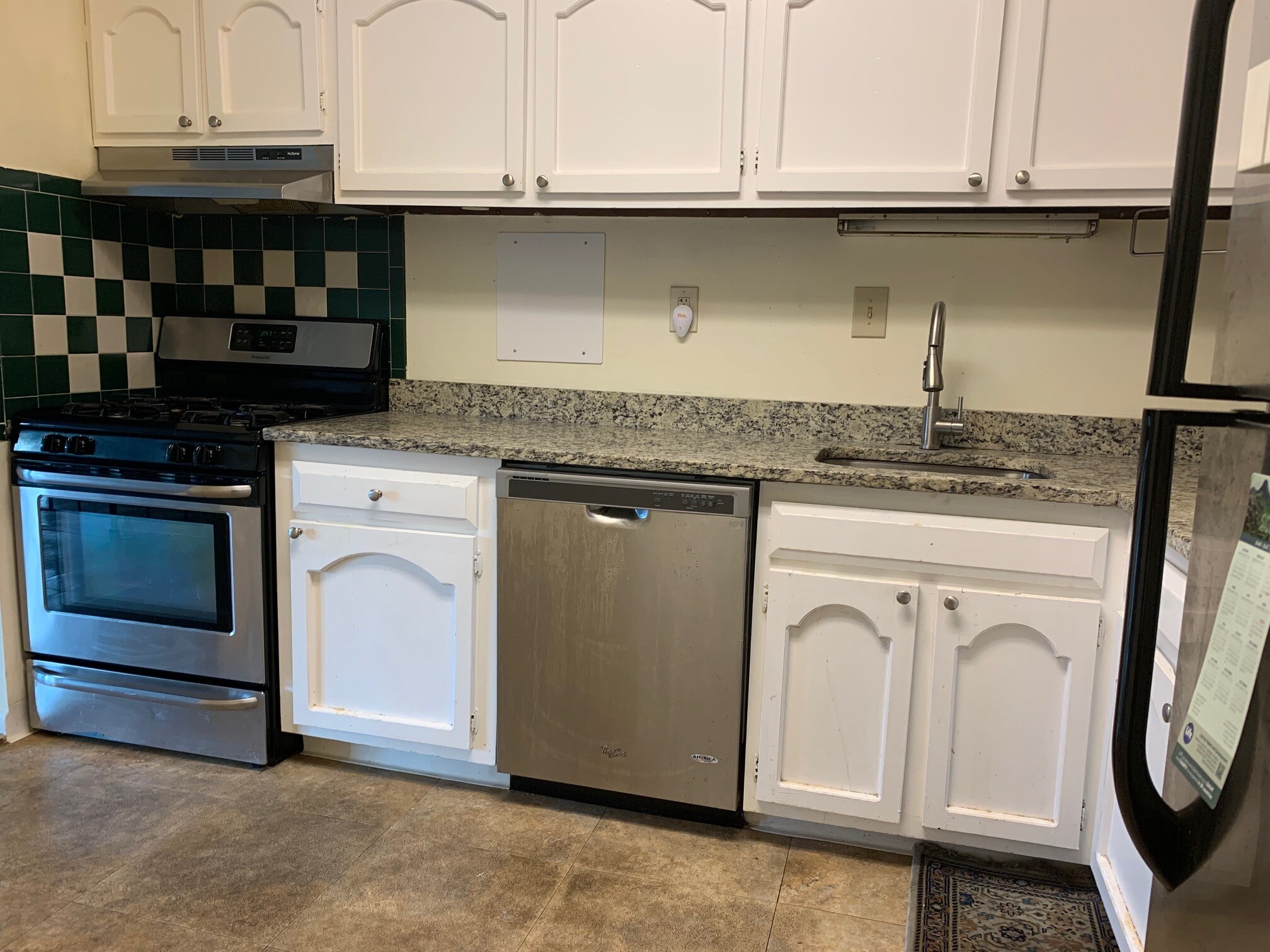 Kitchen - 9900 Georgia Ave