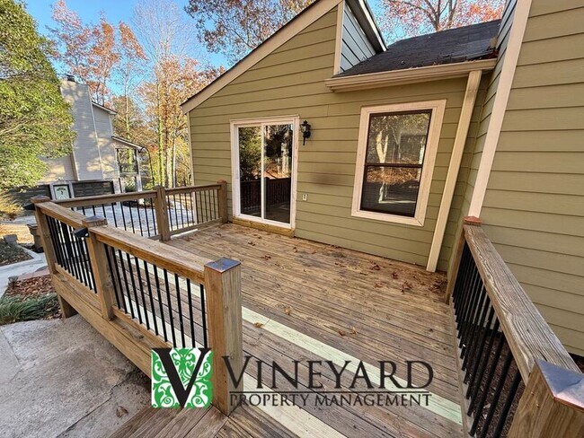 Building Photo - 1623 Rex Dr