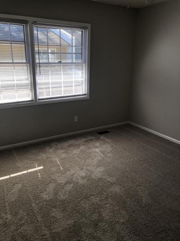 Building Photo - 126 Oakmont Dr