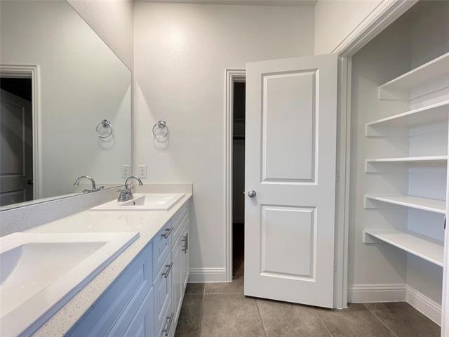 Building Photo - 425 Camille Crossing