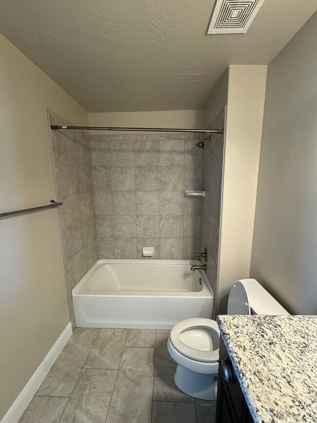 Building Photo - Beautiful 3 Bedroom Home - Casitas at Sienna Hills