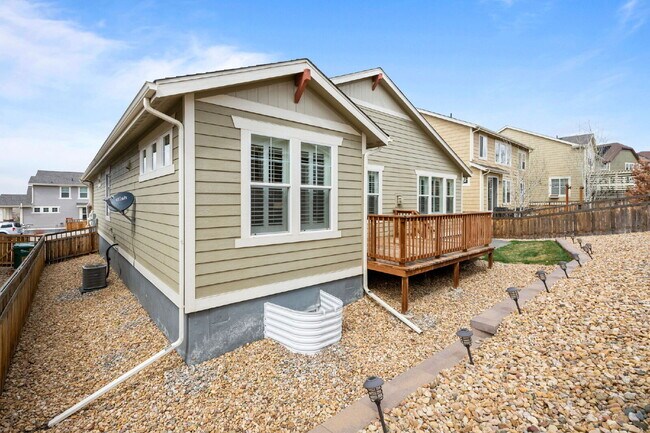 Building Photo - 2414 Leafdale Cir