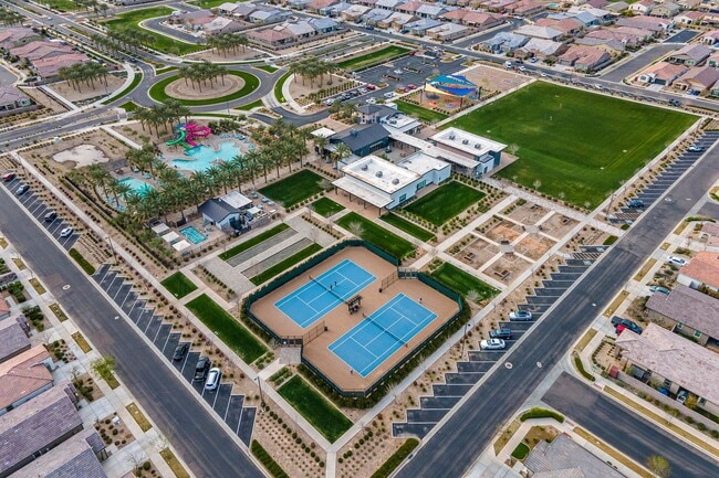 Building Photo - Large Home with Perfect Location in Cadence