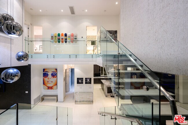 Building Photo - 6660 Colgate Ave