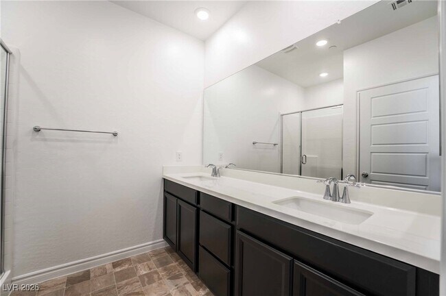 Building Photo - 25 Barbara Ln