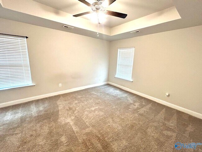 Building Photo - 14254 Wildflower Dr