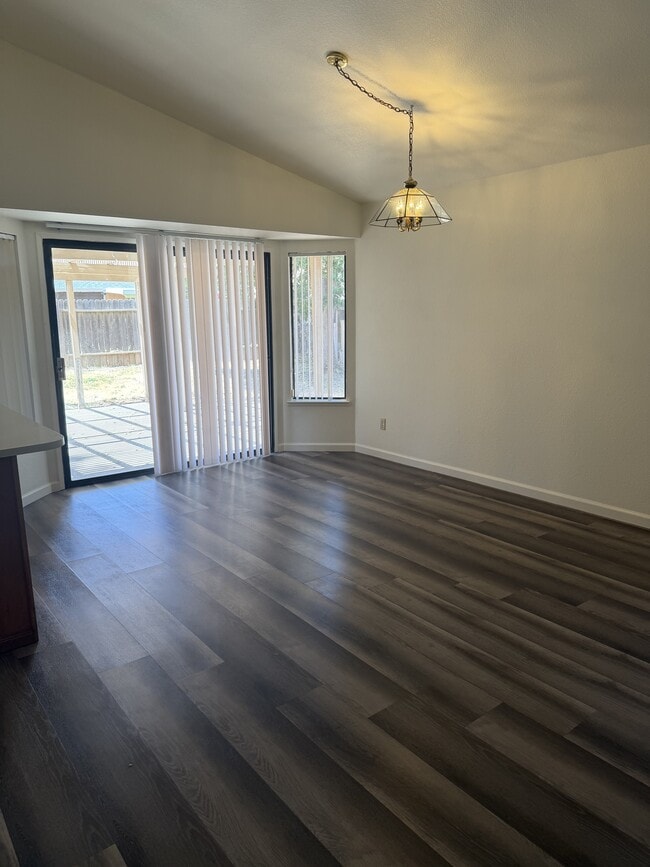 Building Photo - 844 Stetson Way