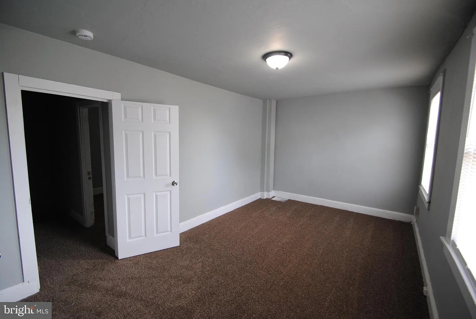 Building Photo - 205 Jones Ave