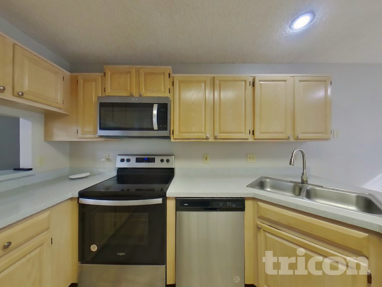 Building Photo - 3373 Millcrest Pl