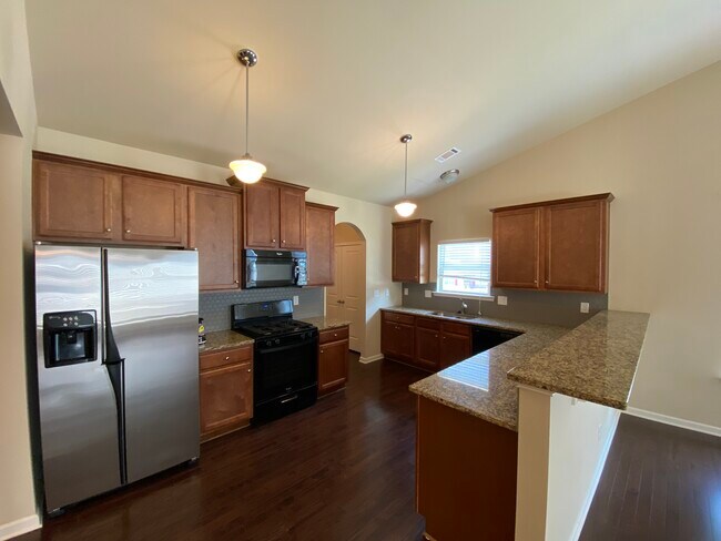 Building Photo - 22 Misty Oak Ln