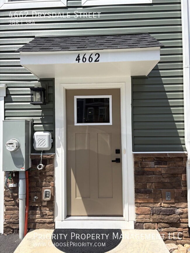 Building Photo - 4662 Drysdale St