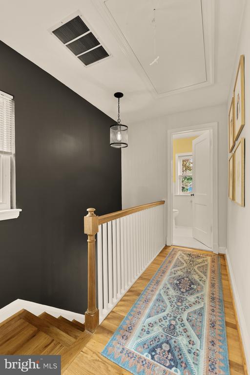 Building Photo - 11612 Galt Ave