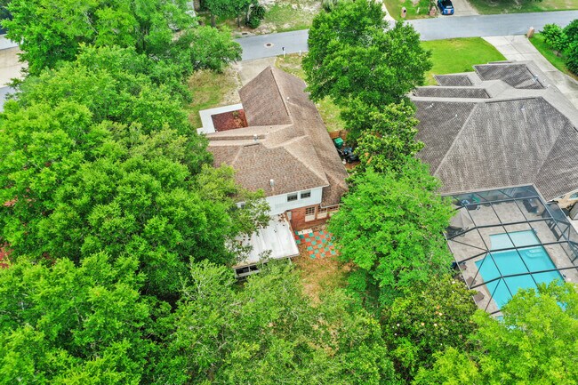 Building Photo - 1641 Parkside Cir