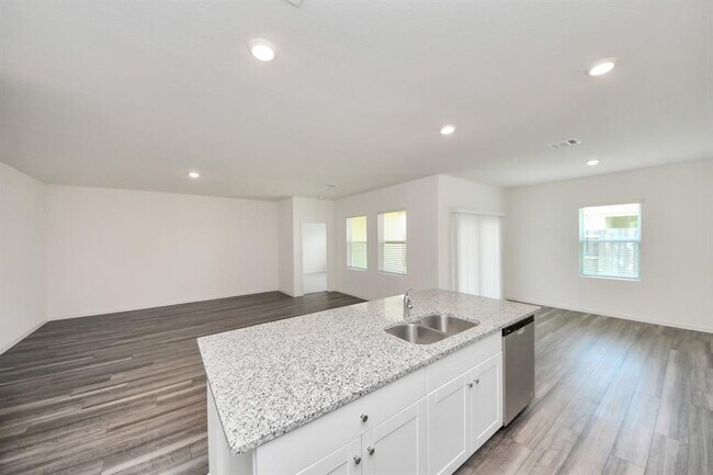Building Photo - 10307 Costa Ter Dr