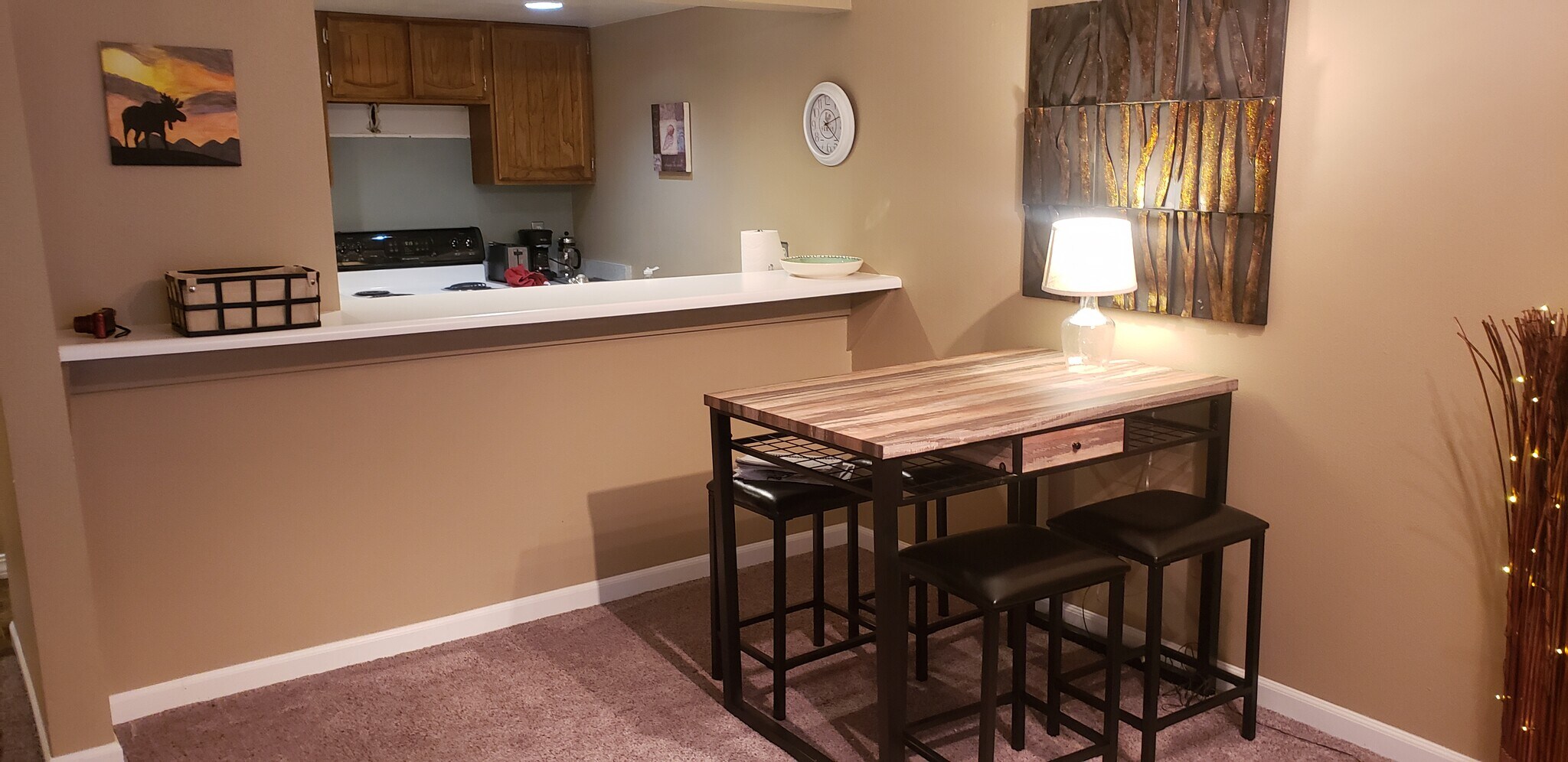 Building Photo - 9715 Independence Dr