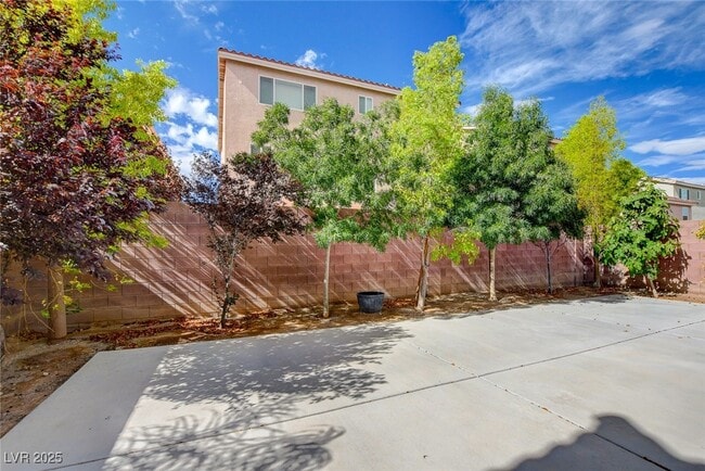 Building Photo - 6402 Parrot Ridge Ct