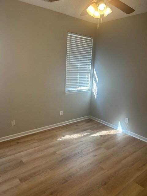 Building Photo - One Level Living