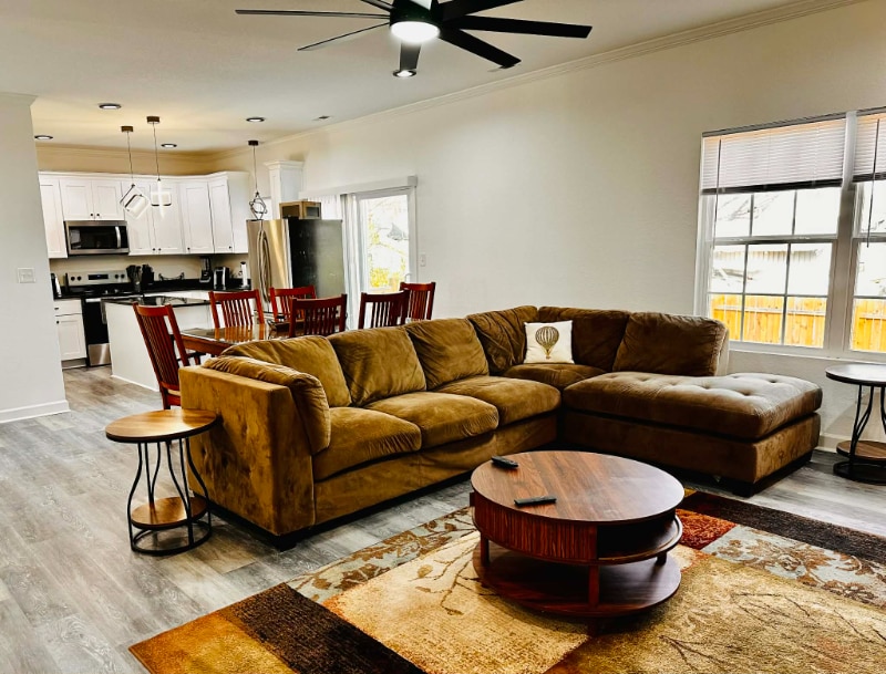 Building Photo - 236 Buxton Ave