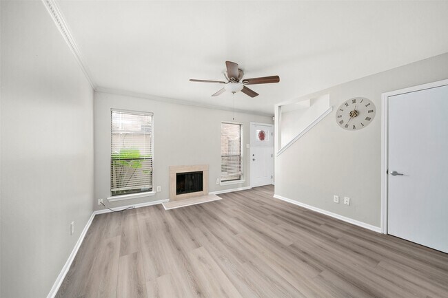 Building Photo - 1601 S Shepherd Dr