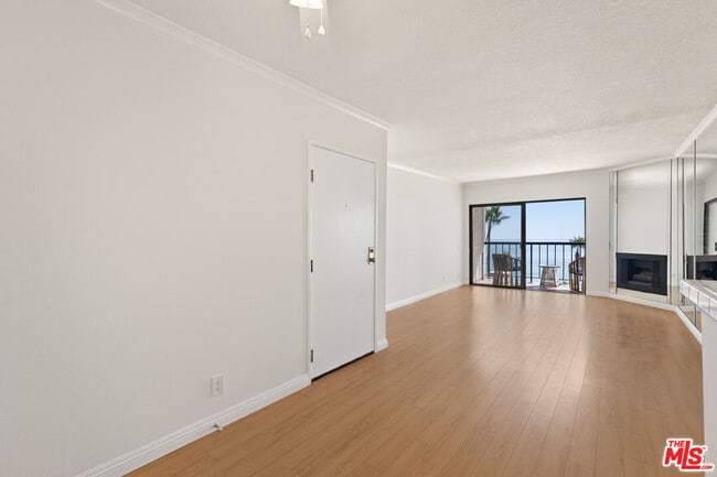 Building Photo - 26664 Seagull Way