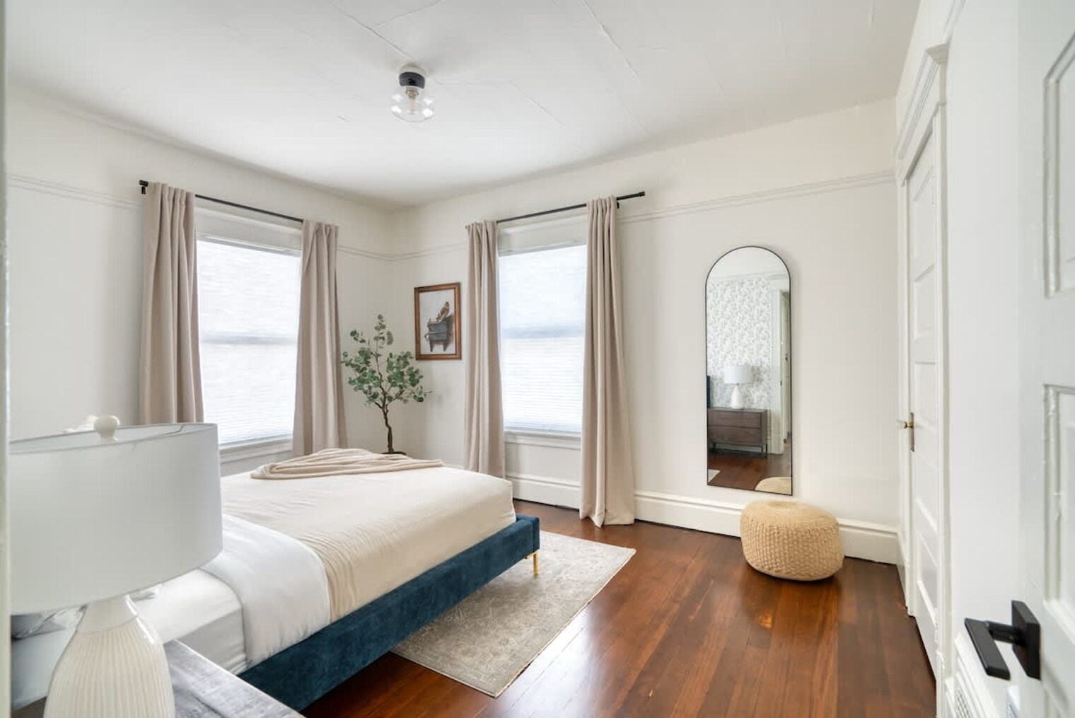 Building Photo - 1032 SE 12th Ave