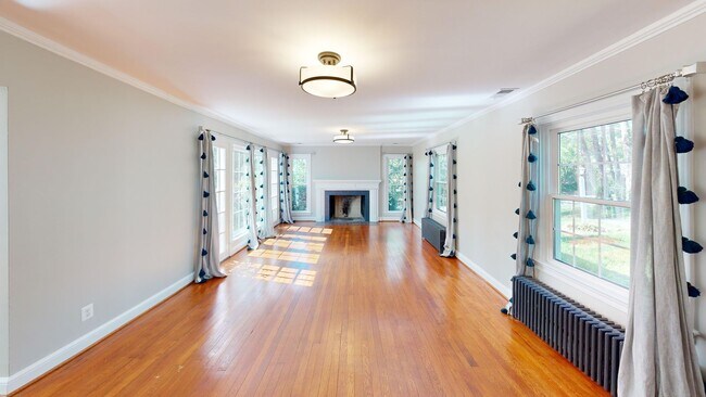 Building Photo - Updated  4/3.5 Farmhouse in Bethesda on Private, 1.5 Acre Lot