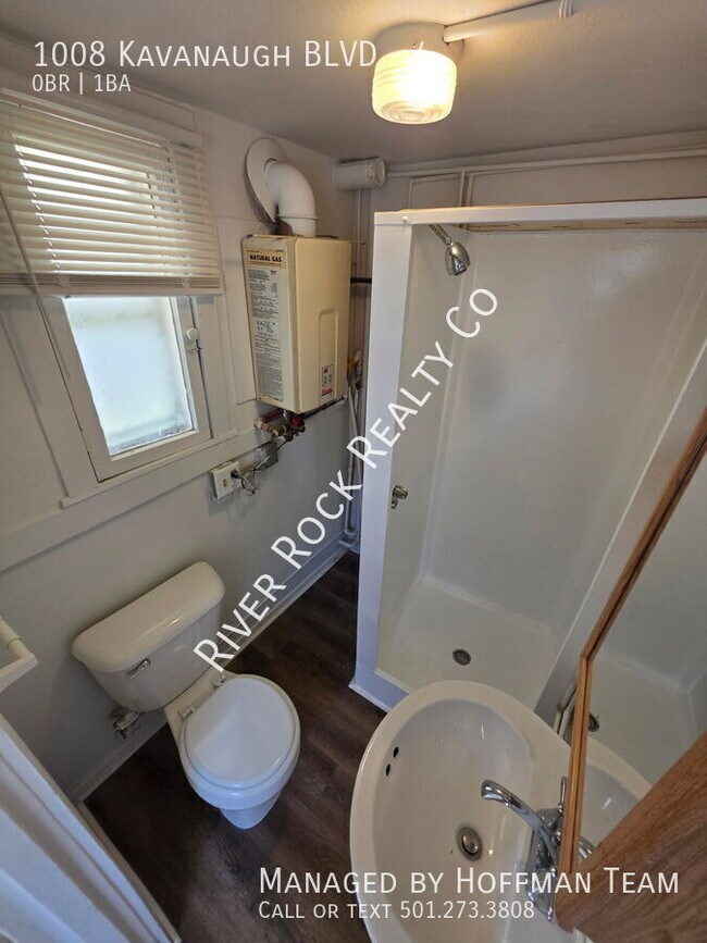 Building Photo - 1008 Kavanaugh Blvd