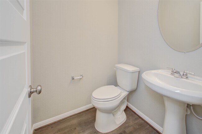 Building Photo - 8411 Baywatch Cir