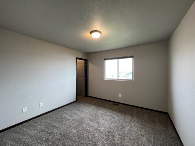 Building Photo - 4437 Beringer Dr