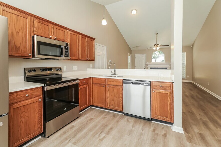 Building Photo - 9129 Shenington Pl