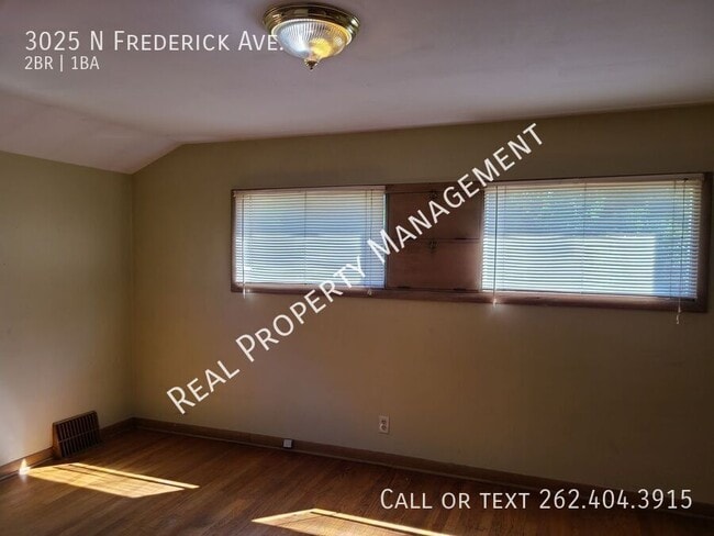 Building Photo - 3025 N Frederick Ave