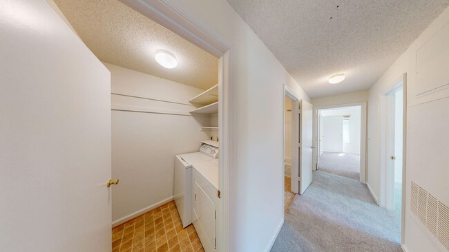 Building Photo - Ground Level 3 + 2 Spacious Updated condo