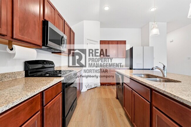 Building Photo - 1804 Huisache St