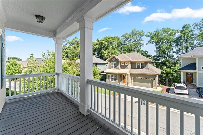 Building Photo - 2770 Prado Ln