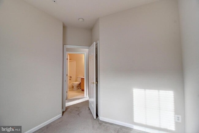 Building Photo - 9394 Penrose St