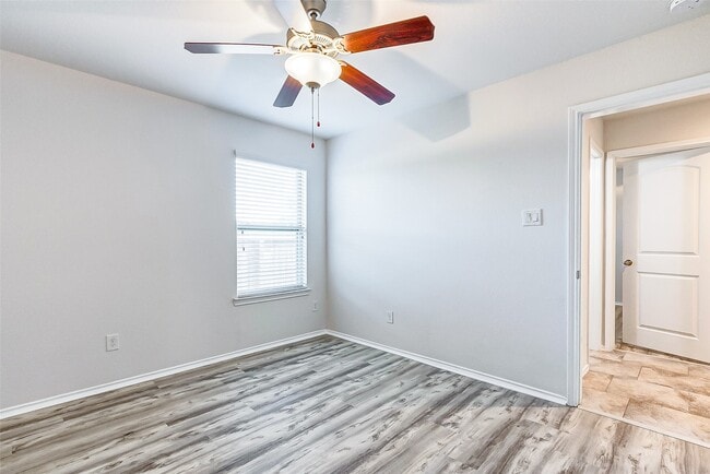 Building Photo - 23807 Tribano Ct