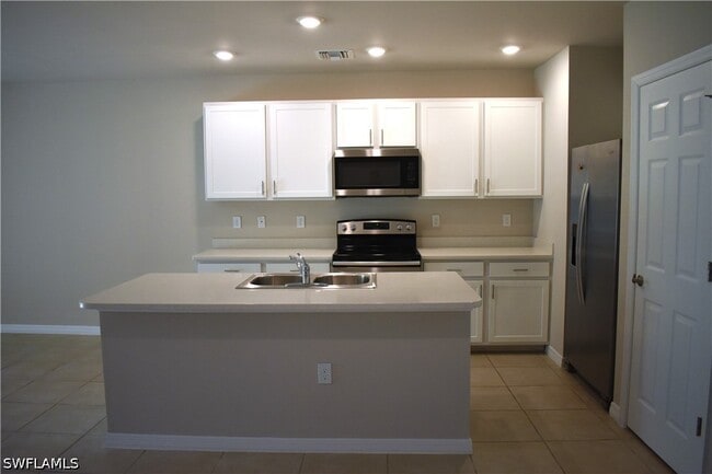 Building Photo - 15269 Wildflower Cir