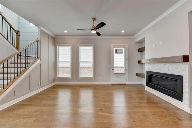 Building Photo - 4536 Molder Dr