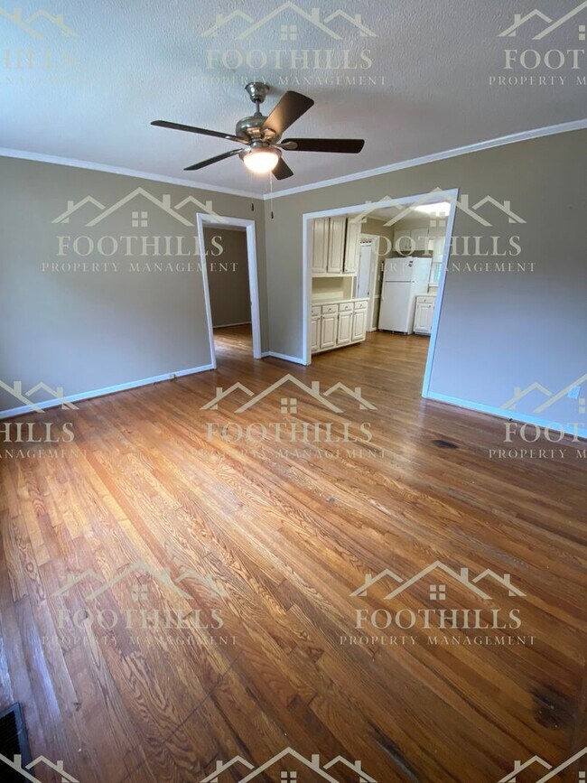 3Bed Ranch with Spacious Yard and Modern 118 Avondale Rd