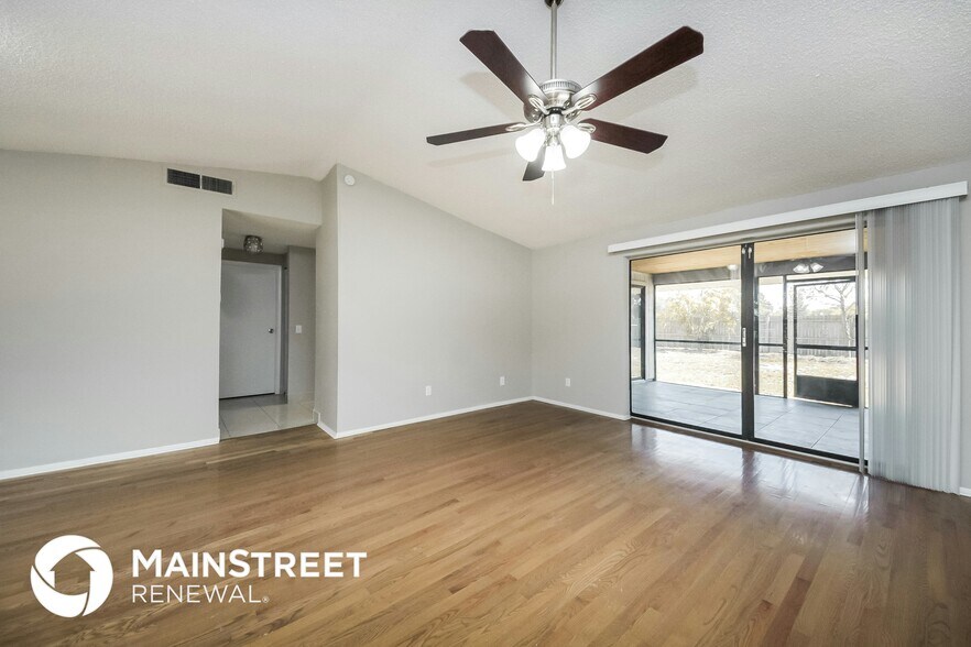 Building Photo - 7702 Murcott Cir