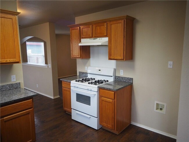 Building Photo - 506 Stewart Dr