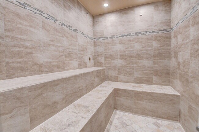 Building Photo - 8099 Severn Dr