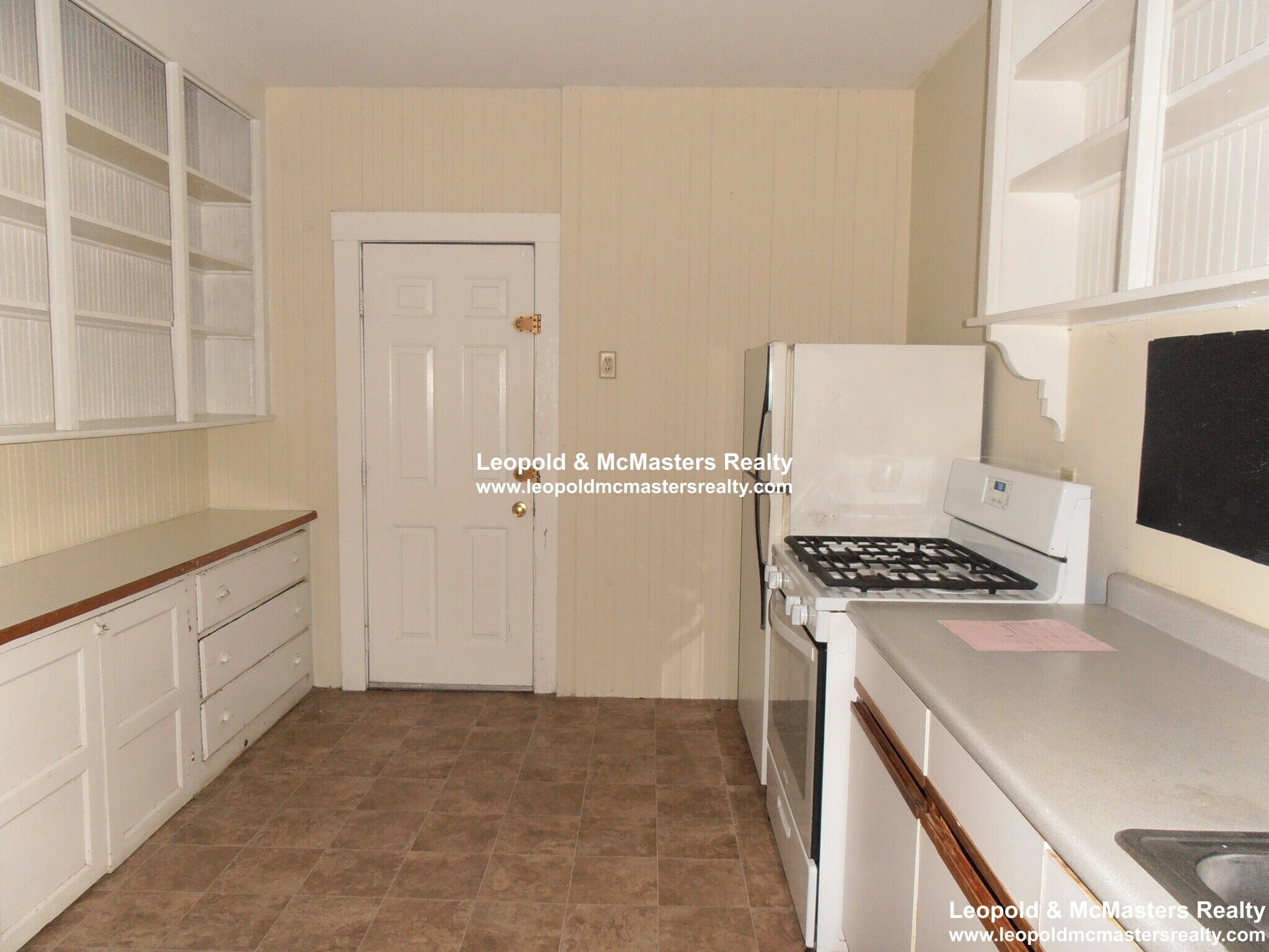 Building Photo - 16 Quint Ave