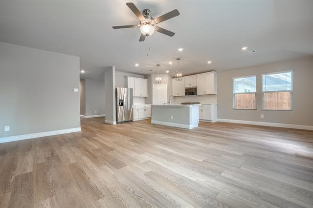 Building Photo - 511 Midnight Oak Dr