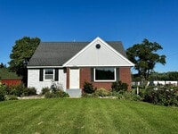 Building Photo - 7150 Clyde Park Ave SW