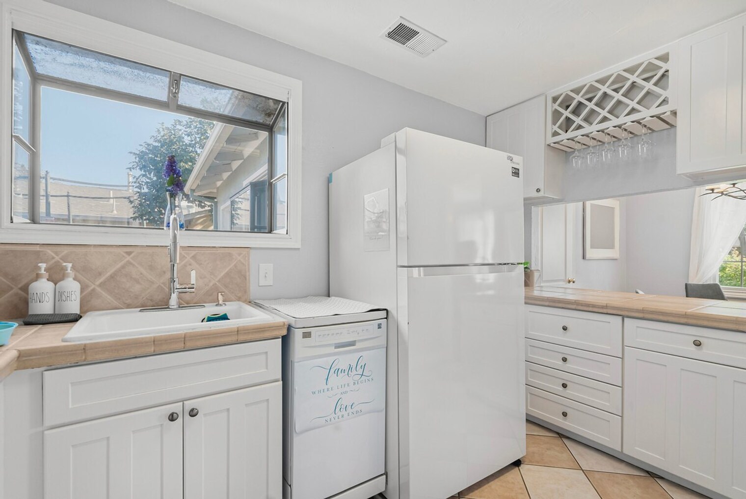 Building Photo - 2391 Shibley Ave