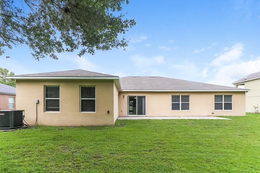 Building Photo - 97122 Yorkshire Dr